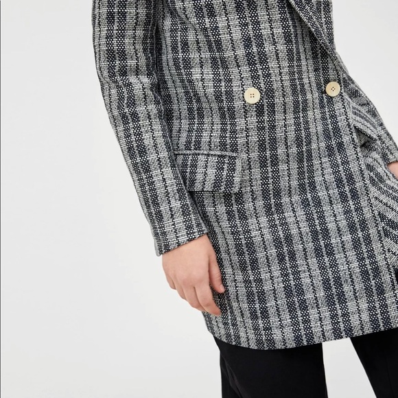 Zara coat - Picture 2 of 3